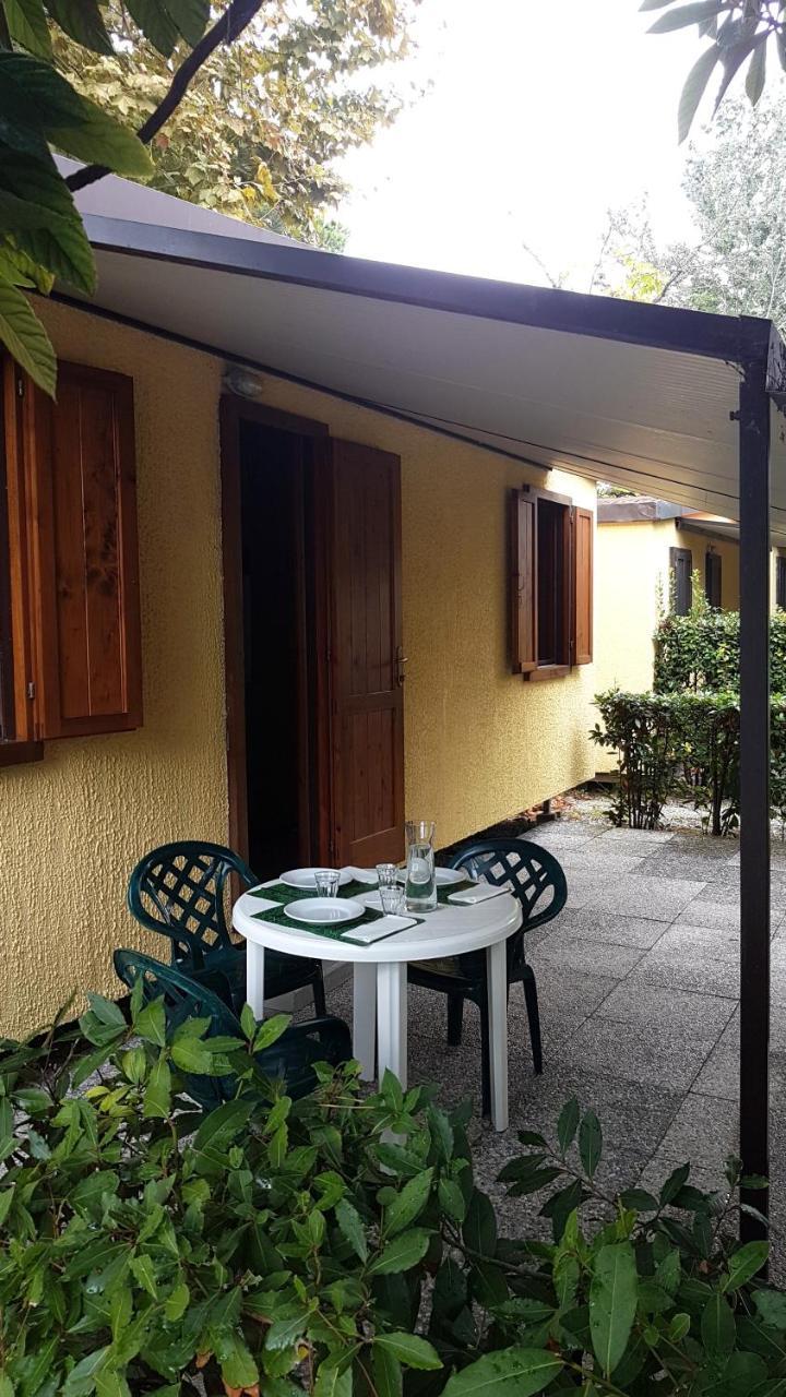 Camping Luna Otel Marina di Massa Dış mekan fotoğraf